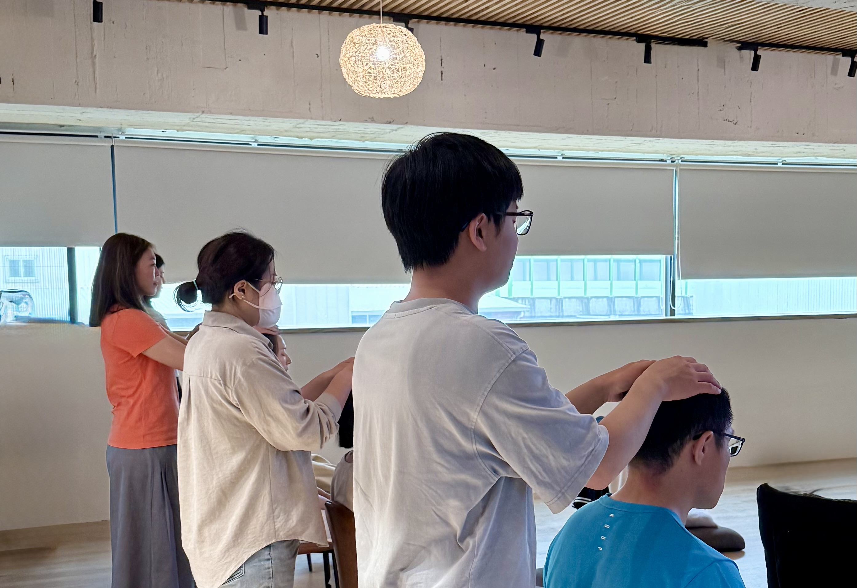 台中臼井靈氣初階雙人療癒練習照片